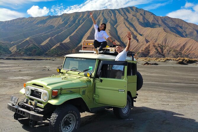 1 Day - Bromo Sunrise Romantic Breakfast // 00.30 - 13.00 - Love Hill and Widodaren Valley