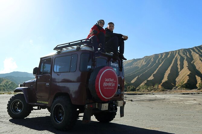 1 Day - Bromo Sunrise Romantic Breakfast // 00.30 - 13.00 - Guide, driver, and private transport