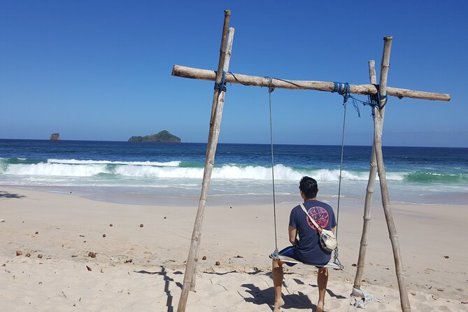 1 Day - Malang Beaches and Island Hopping // 06:30 - 17:30 - Watu Lepek and Wind Cave before the return