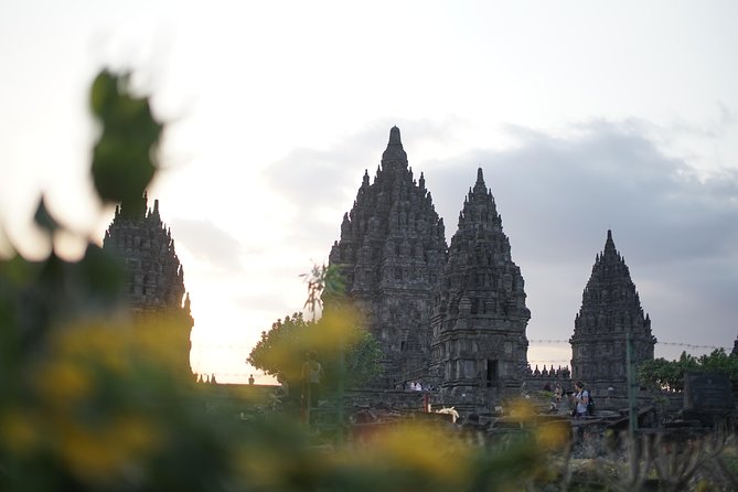 1 Day Yogyakarta tour ( Borobudur temple, Merapi Lava Tour, Prambanan Temple) - Why this three-stop route works