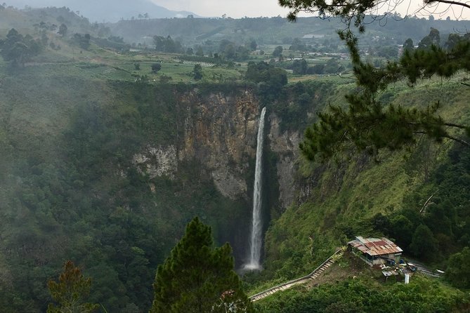 1 week private round trip North Sumatra - What the $1,390.77 price really buys