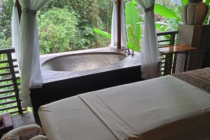 2 hours Bali Lulur Massage & Spa Treatment Including Hotel Transfers - The lulur scrub, polish, and yogurt moisturizer