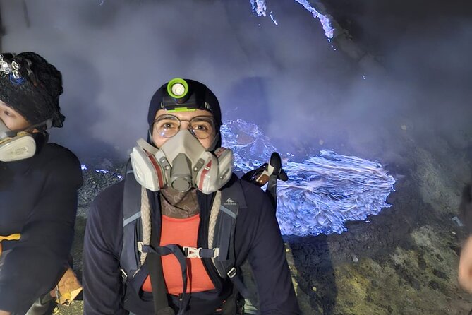 3-Day Private Tour: Tumpak Sewu Waterfall, Mt Bromo & Ijen Crater - Ijen Crater and the blue fire climb