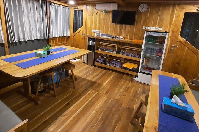 3 Days in Labuan Bajo with accommodation - Returning to Labuan Bajo for the second night