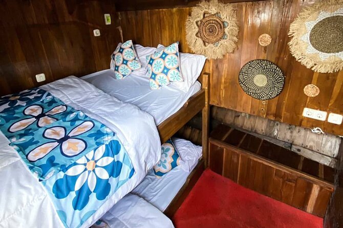 3D/2N Komodo Tour by Private Boat for 10 pax - Day three: turtles, Kanawa, and one last snorkel