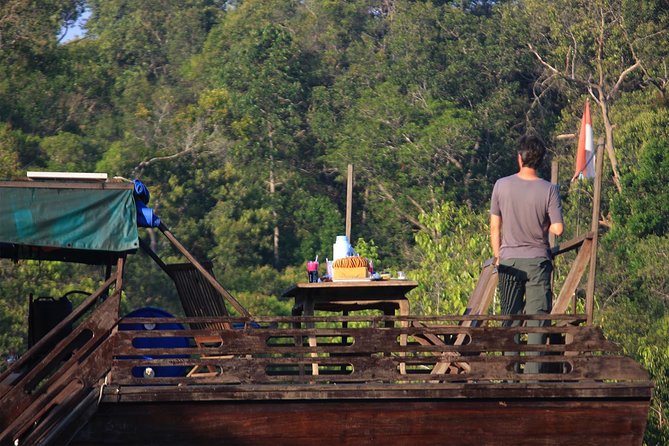 3ns Private Orangutan and Bornean Primates Kelotok Tour - Price, private value, and possible extra costs
