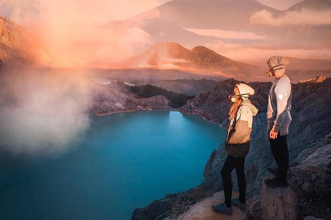 4-Day Tour: Mt Bromo & Ijen, Tumpak Sewu & Madakaripura falls - Four days across East Java’s volcano country