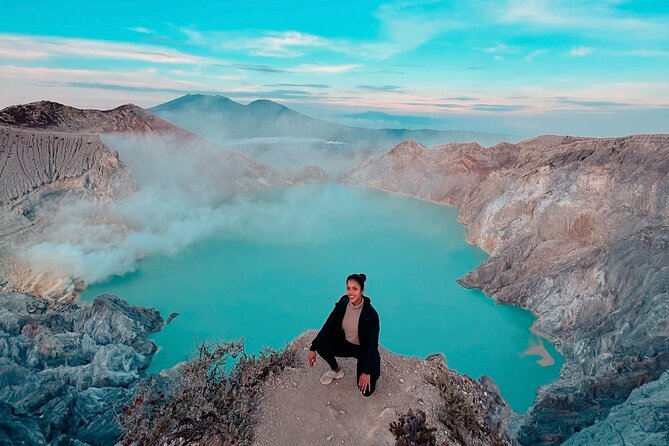 4D3N Bromo Ijen Tumpak Sewu Waterfall Tour from Surabaya/Malang - Day one: Jodipan before the road to Tumpak Sewu