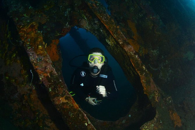 5 Fun Dives in Tulamben (for certified divers) - Discover famous diving sites - The USAT Liberty from Tulamben Beach