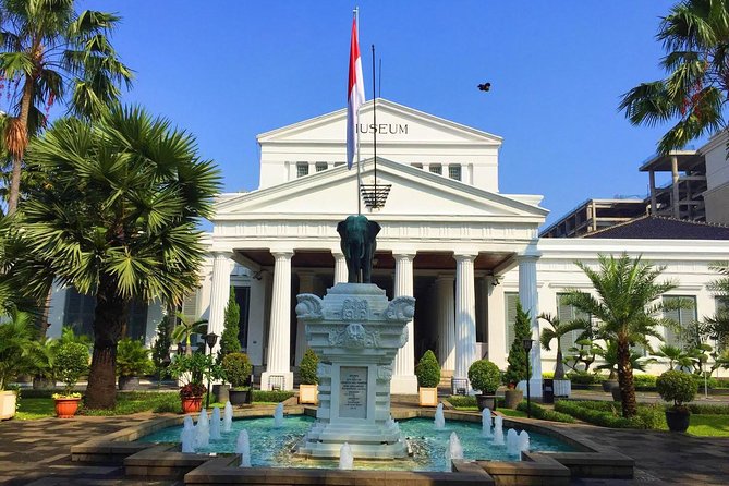 8 Hours Jakarta Private City Tour - (All Tourist Attractions) - Istiqlal Mosque, a major religious landmark