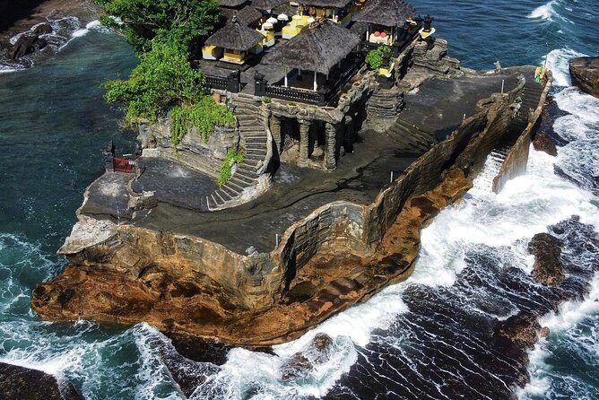 All inclusive Tanah lot & North Bali Tour: Jatiluwih, Ulun Danu - Twin Lake View closes the mountain section