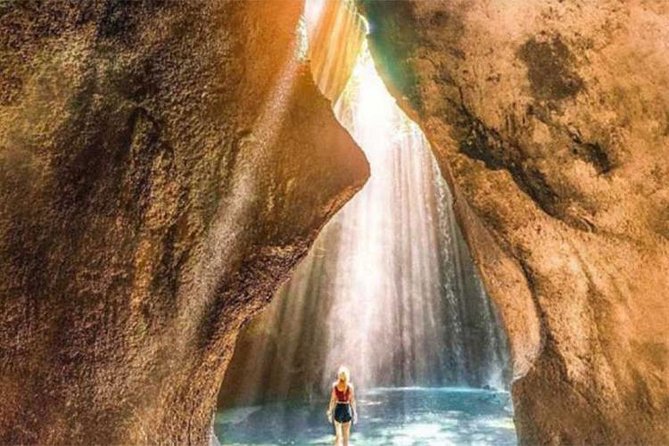 Amazing Private Tour: Lempuyang temple, Tirta gangga, Tukad cepung waterfall - What the $60 price really gives you