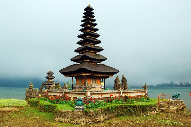Amazing Private Tours: Dolphins Lovina and Gitgit Waterfall include Lunch - Lunch and Candikuning Market complete the circuit