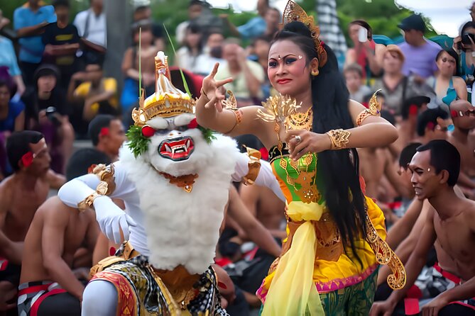 Amazing Tanah Lot and Uluwatu Temple Tour - Uluwatu delivers the day’s biggest setting