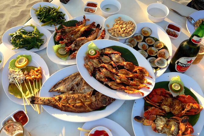 Amazing Tanah Lot and Uluwatu Temple Tour - Jimbaran seafood makes a practical finale