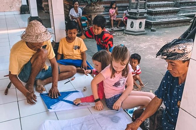 Authentic Balinese Cooking Classes - Group size and the level of personal help
