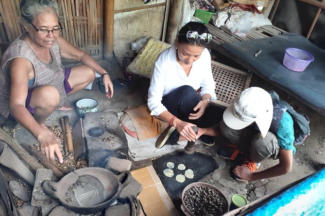 Authentic Yogya Bicycle Tour - Tofu, soy milk, and the chance to taste fresh food