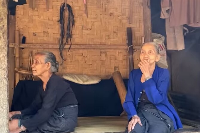 Baduy Tribal Tracker and Village in Private Tour Full Day & Lunch - The three-hour road to the village