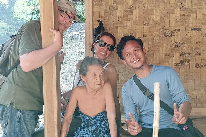 Baduy Tribal Tracker and Village in Private Tour Full Day & Lunch - Lunch, purchases, and what is included