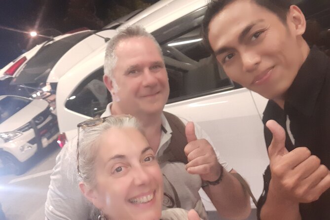 Bali Airport Private Arrival Transfer - Finding Rob, Andy, or your assigned driver