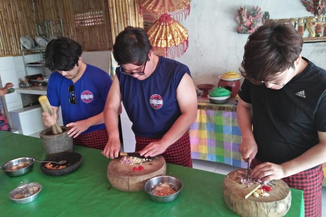 Bali Amazing Cooking Class - The traditional market sets the table