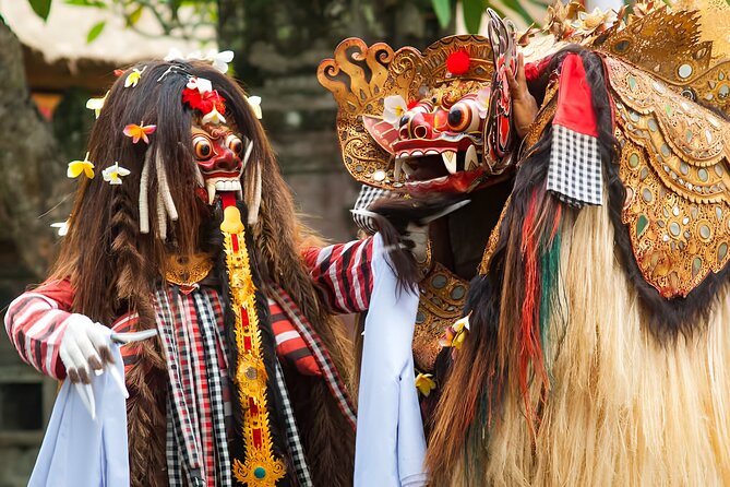 Bali: Barong Dance, Rice Terrace, Volcano, Temple, Waterfall Tour - A Barong opening with drama and symbolism