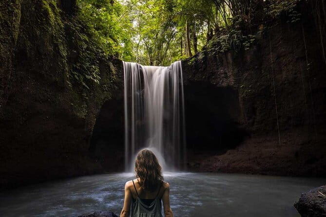 Bali Blue Lagoon Snorkeling and Waterfall Day Tour with Lunch - What the private ride adds to a long day