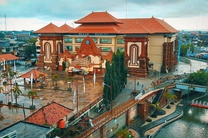 Bali Car-Charter: Half Day Denpasar City Tour - What the private car adds to the day