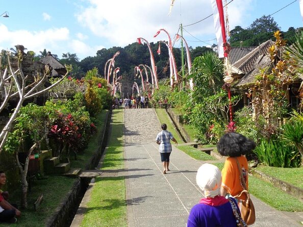 Bali Countryside Cycling Adventure - Coffee, breakfast and views of Mount Batur