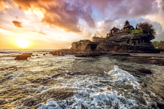 Bali Day Trip to Ubud Highlight Tour and Tanah Lot Temple - Tegalalang Rice Terrace: Bali’s classic view