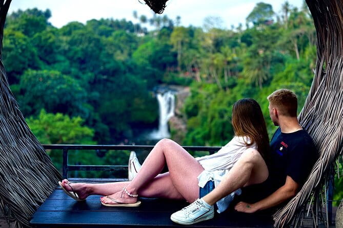 Bali Full-Day Tours : Waterfall and Ubud Destination Trip - Ubud Royal Palace, a short central stop