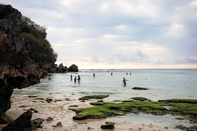 Bali Half-Day Uluwatu Temple Sunset, Kecak Dance, Dinner - Seafood dinner at Jimbaran Bay