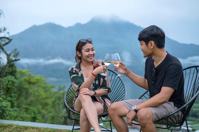 Bali Iconic Tour with Buffet Lunch and Attraction Tickets - Tegenungan Waterfall: good views, some walking