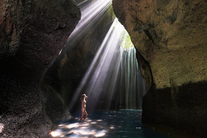 Bali Instagram: Gate of Heaven Temple Tour - The jungle swing is built for photographs