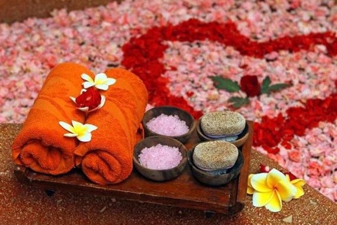 Bali Jimbaran Healing Dinner with Private Transport - A calm start with a 4 pm hotel pickup