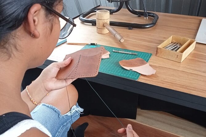 Bali Leather Craft Workshop - 6 hours ( canggu / seminyak) - Why making your own leather item matters