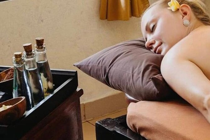 Bali Luxury Spa Package 2 hour Treatmen at Royal orchird spa - The Thalaso foot wash starts the treatment