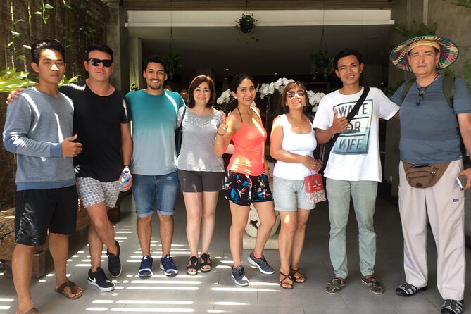 Bali Ngurah Rai International Airport Pickup to Ubud Area - Finding your driver at Ngurah Rai Airport