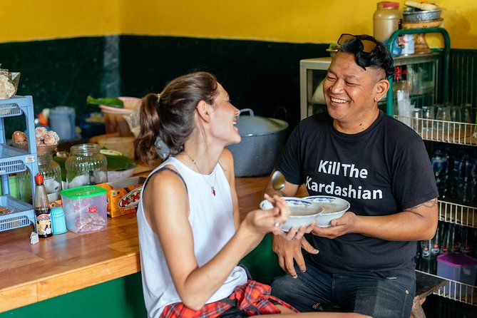 Bali Private Food Walking Tour With Locals: The 10 Tastings - Catur Muka Statue and Denpasar’s central sights