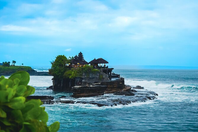 Bali Pura Taman Ayun Temple, Monkey Forest & Tanah Lot Excursion - Taman Ayun Temple and the royal Mengwi connection