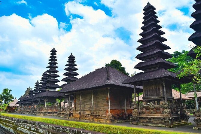 Bali Pura Taman Ayun Temple, Monkey Forest & Tanah Lot Excursion - Transport, pickup, and the real length of the day