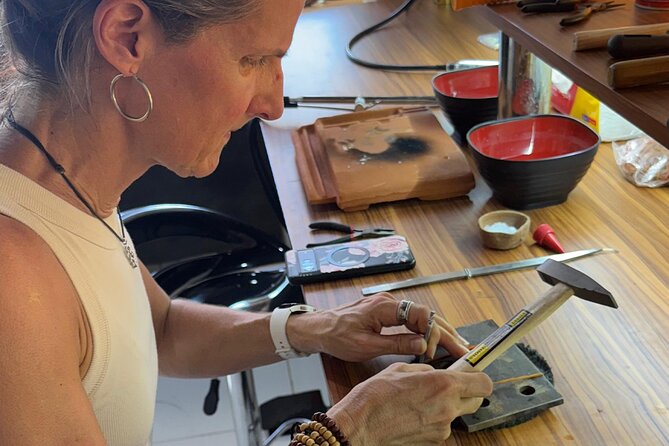 Bali: Silver Jewelry Making Class in Seminyak and Legian - The instructors and the feel of the workshop