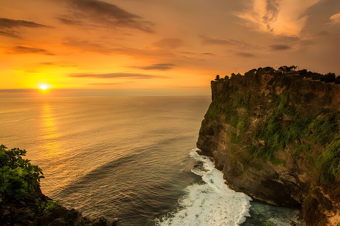 Bali Spa Packages and Uluwatu Sunset Trip with Dinner - Two hours at Bali Orchid Spa
