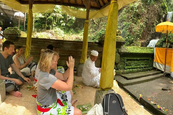 Bali Spiritual: Balinese Healing, Temple & Rice Terrace - A spiritual day that also shows everyday Bali