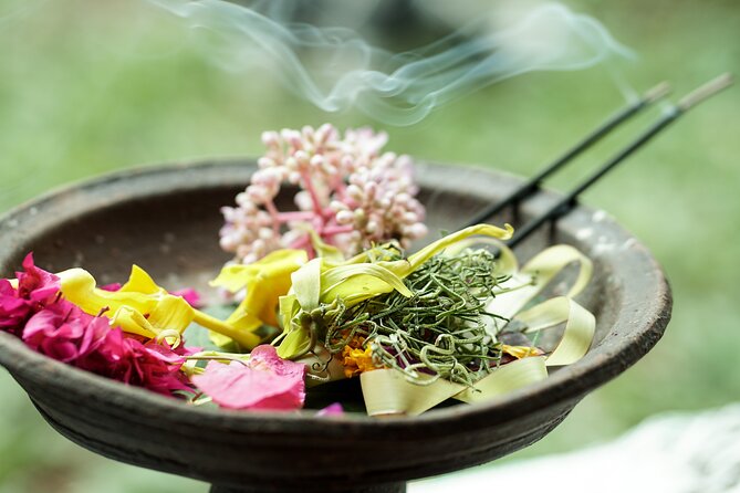 Bali Spiritual: Blessing Ceremony, Pristine Nature and Transfer - Starting with flowers, herbs, and Rindik music