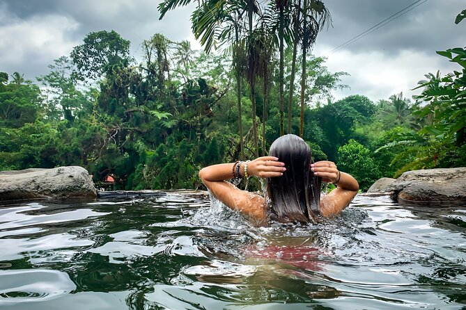 Bali Tour: The Best Way to Explore The Highlight of Bali - Ulun Danu Bratan on Lake Beratan