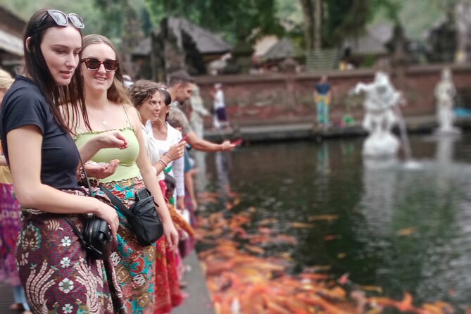Bali Ubud Driver - Check the final temple stop before departure