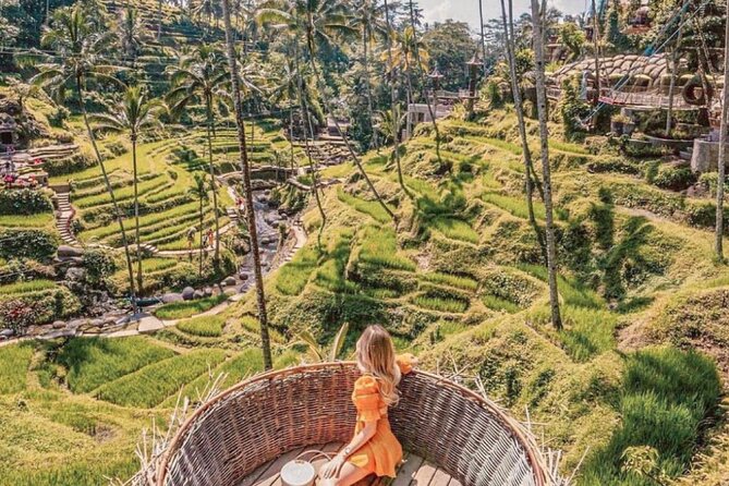 Bali: Ubud Highlights Tour with Private Guide and Transfers - Kanto Lampo, a waterfall built for photographs