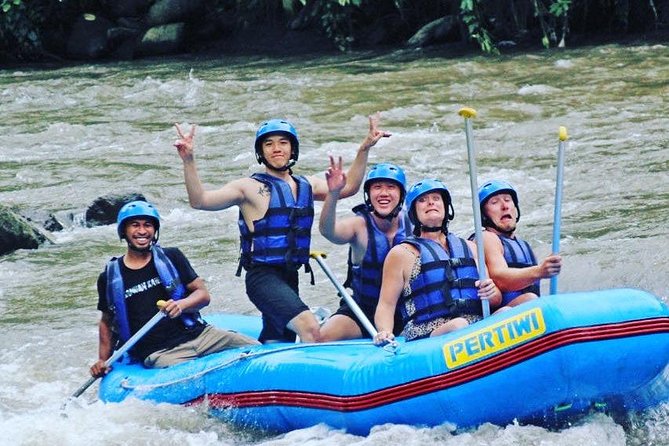 Bali White Water Rafting Ubud Ayung river rafting - What the Ayung River rafting day is really like