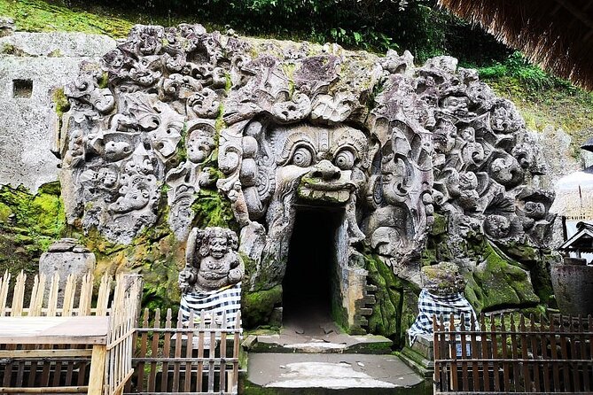 Balinase Cooking Class and Private Ubud Day Tour - Tegenungan Waterfall and the limits of a one-hour stop